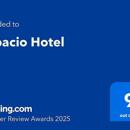 Espacio Hotel Taguig Esterno foto