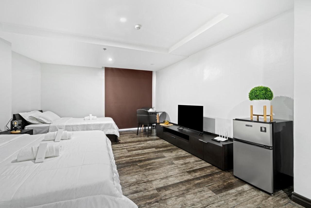 Espacio Hotel Taguig Esterno foto