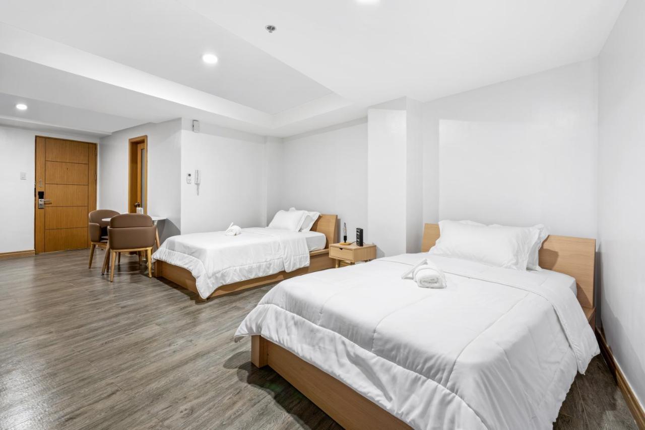 Espacio Hotel Taguig Esterno foto